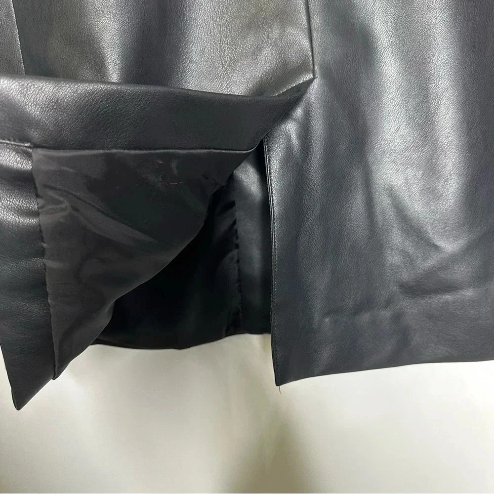 Rebecca Minkoff NWT Black Faux Leather Blazer Size Large - Picture 8 of 9